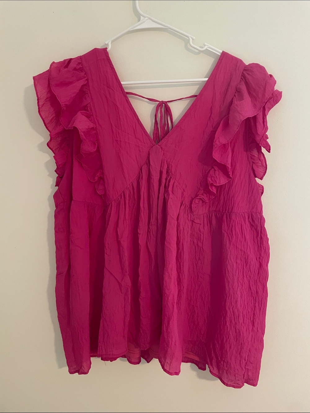 Source Unknown Fuchsia Ruffled V-Neck Blouse